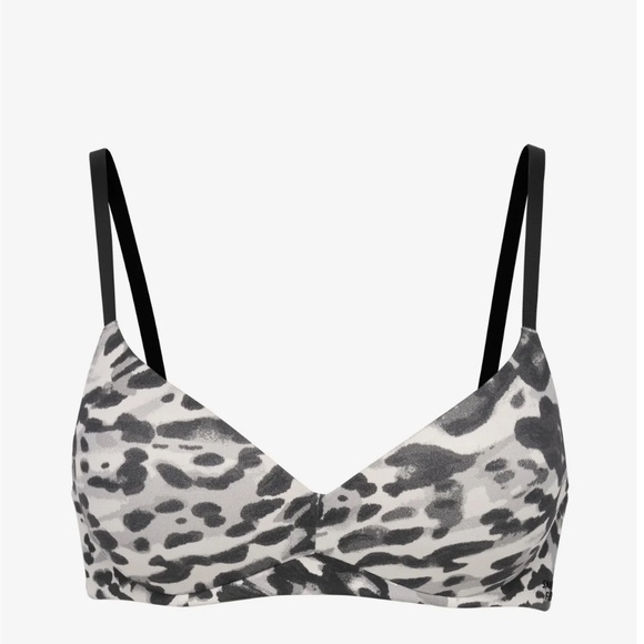 Savage X Fenty Other - Savage X Fenty Black and Gray Animal Print Bralette